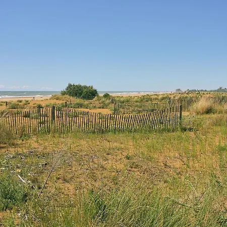 Bright Steps From The Sea Lägenhet *