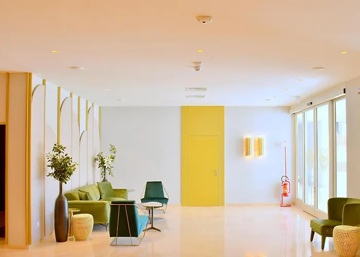 Bright Steps From The Sea